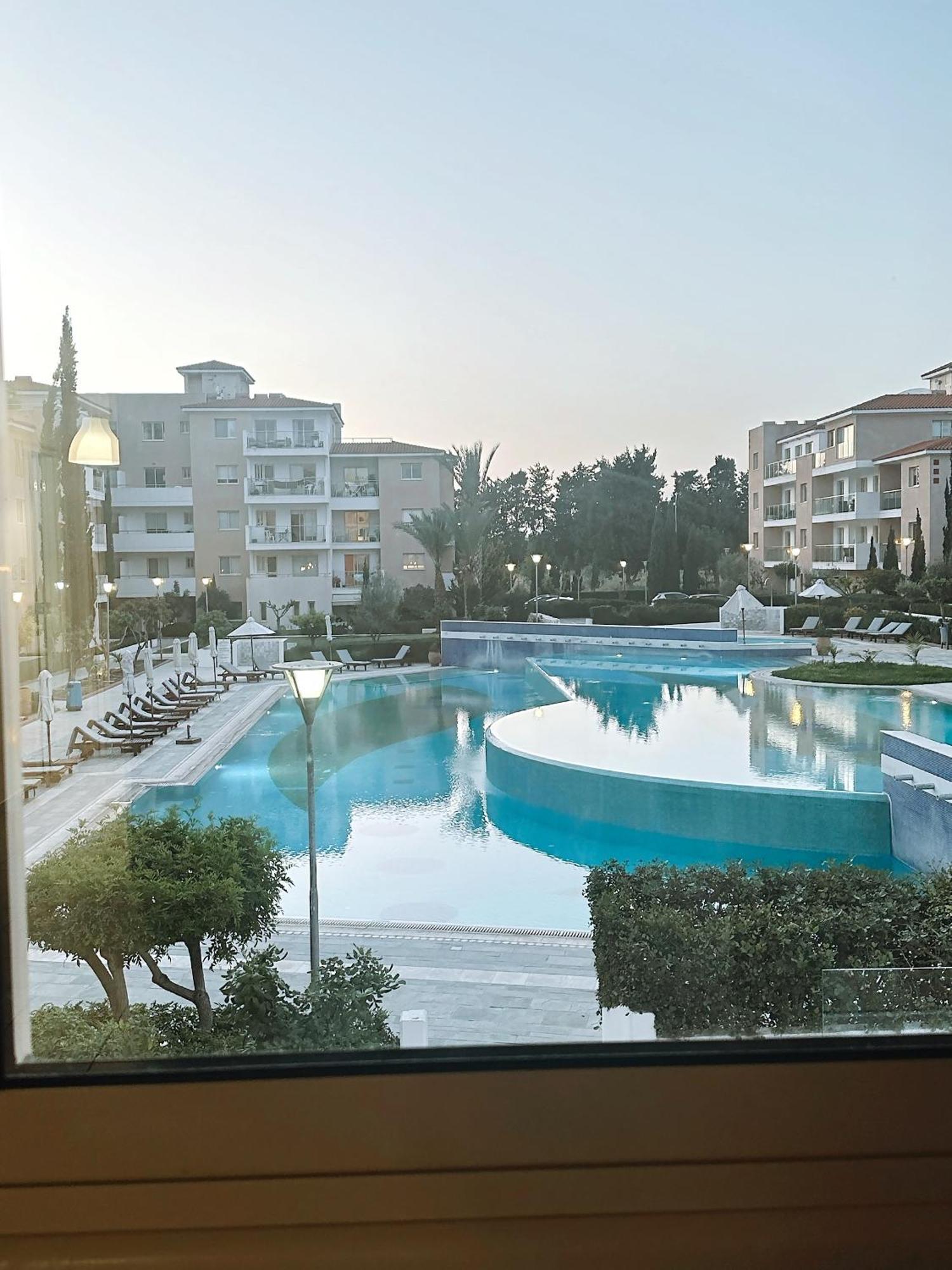 Elysia Park Ameliya 202 Apartamento Pafos Exterior foto